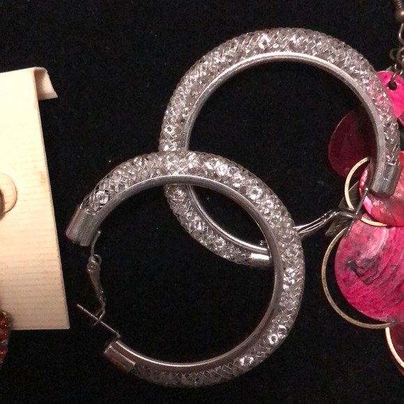 6 set of earrings - Picture 3 of 7